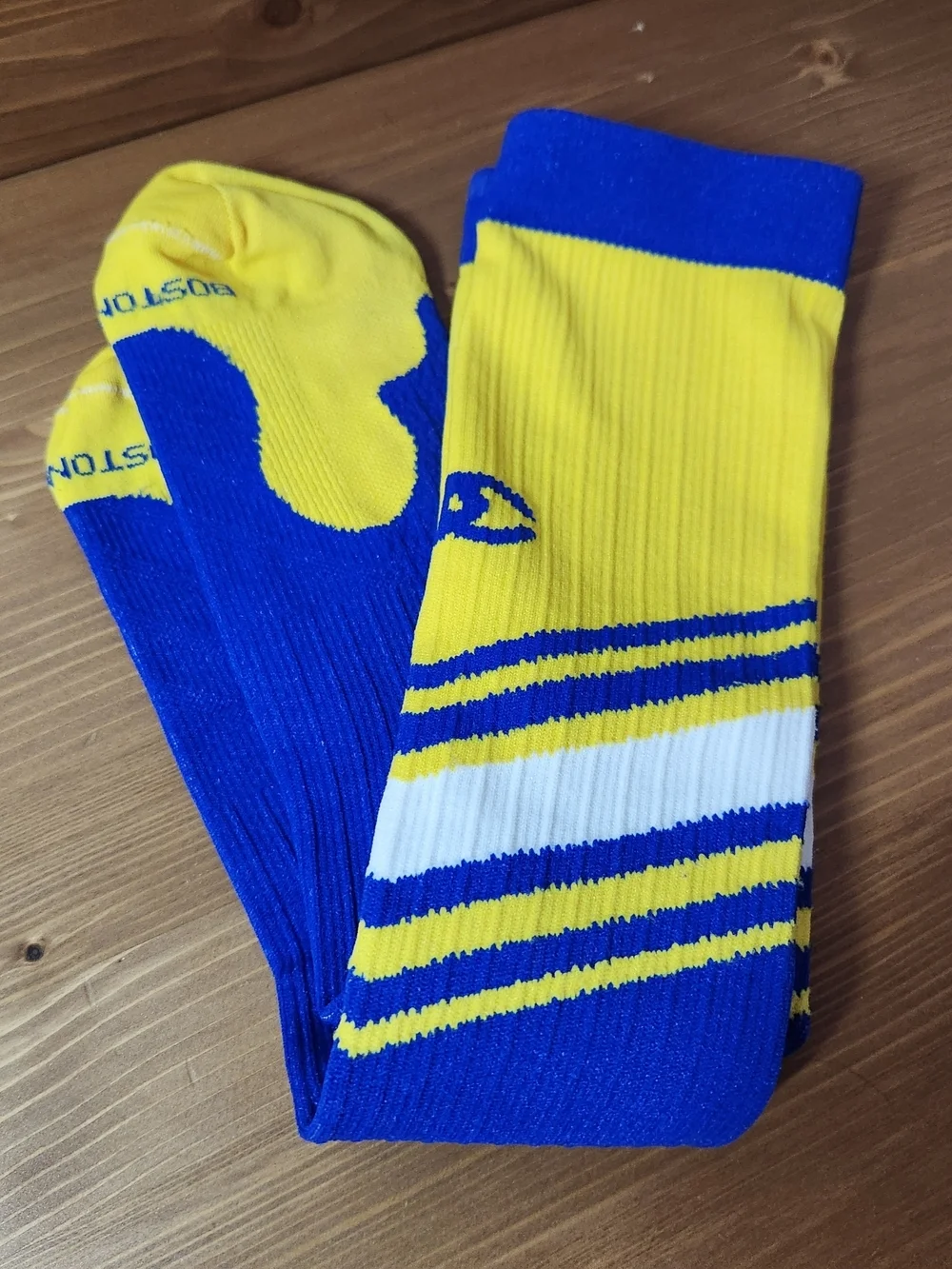 Pro Compression Boston Strong Marathon Socks Blue Yellow SM/MED